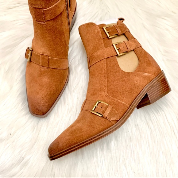 Michael Kors Radley Boots - Picture 9 of 10